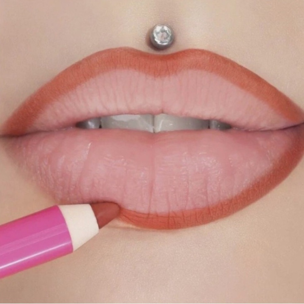 JEFFREE STAR Lip Liner-Allegedly